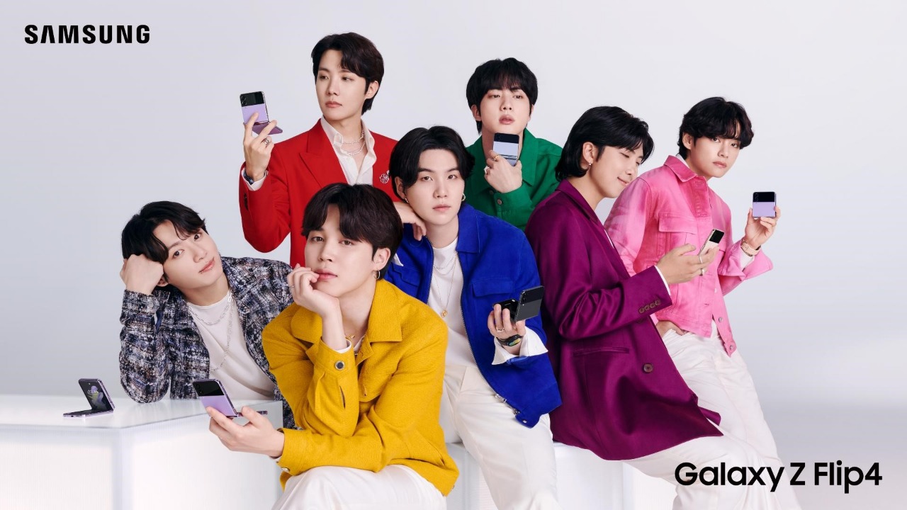 EKSKLUSIF: Samsung berkolaborasi dengan Suga, anggota dari band K-Pop “BTS” menghadirkan remix ringtone terbaru dalam rangka menyambut perangkat Samsung Galaxy Z Fold4 dan Z Flip4 5G. (SAMSUNG for RADAR JOGJA)