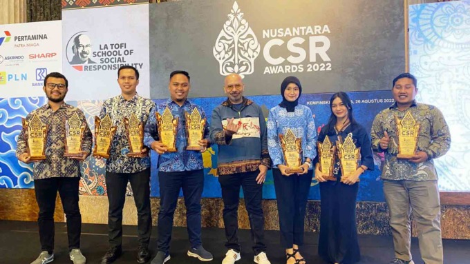 BANGGA: Pertamina khususnya melalui salah satu subholding Commercial & Trading yang beroperasi di wilayah Jawa Tengah dan Jogjakarta, yaitu PT Pertamina Patra Niaga Regional Jawa Bagian Tengah memperoleh 11 penghargaan. (PERTAMINA FOR RADAR JOGJA)