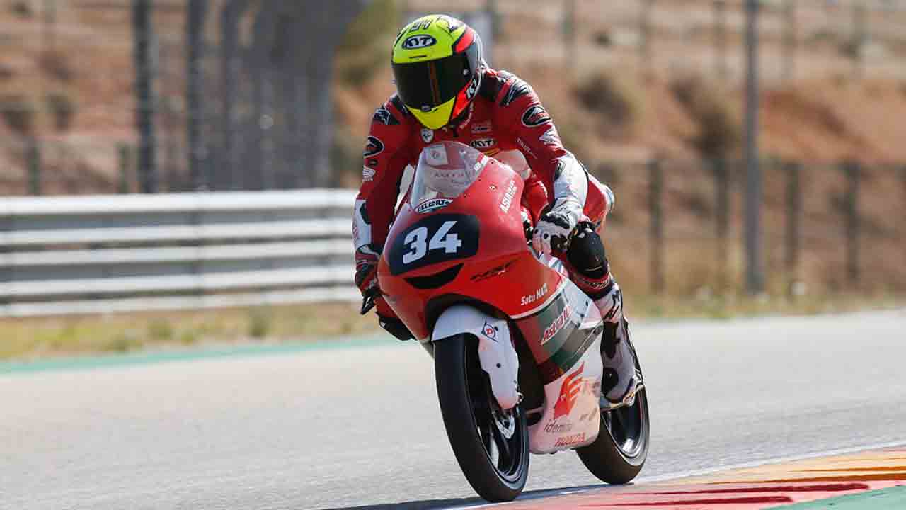 PEBALAP: Arbi berhasil menyalip 17 pebalap dan mengakhiri balapan di posisi 11.  (HONDA FOR RADAR JOGJA)