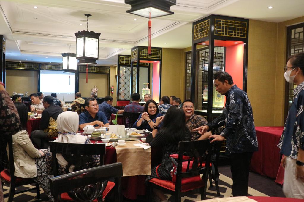 GUYUB : Bank Lestari Jogja (BPR) melaksanakan kegiatan ramah tamah dengan Direksi dan Komisaris BPR se-DIY dan pengurus DPP Perbarindo DIY. (ISTIMEWA)