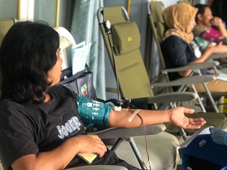 SOSIAL : Donor darah dalam rangka Ultah ke-3 D