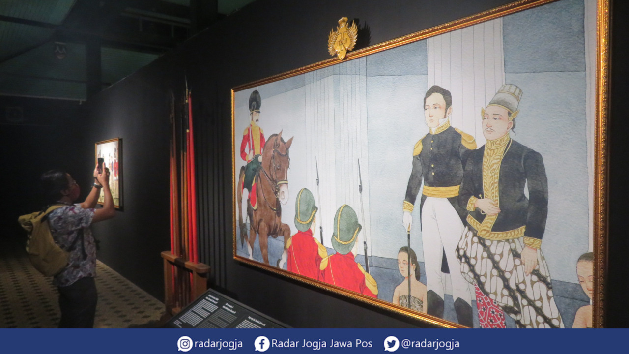 SEJARAH : Pameran temporer bertajuk Sumakala tersaji di Bangsal Pagelaran Karaton Ngayogyakarta Hadiningrat hingga Januari 2023. (DWI AGUS/RADAR JOGJA)