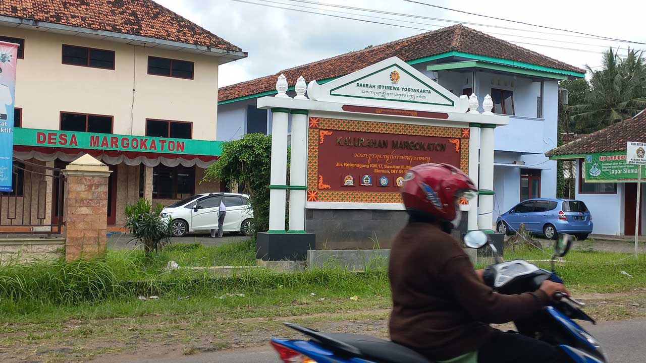 Balai Kalurahan Margokaton, Seyegan, Sleman.(MEITIKA CANDRA LANTIVA/RADAR JOGJA)
