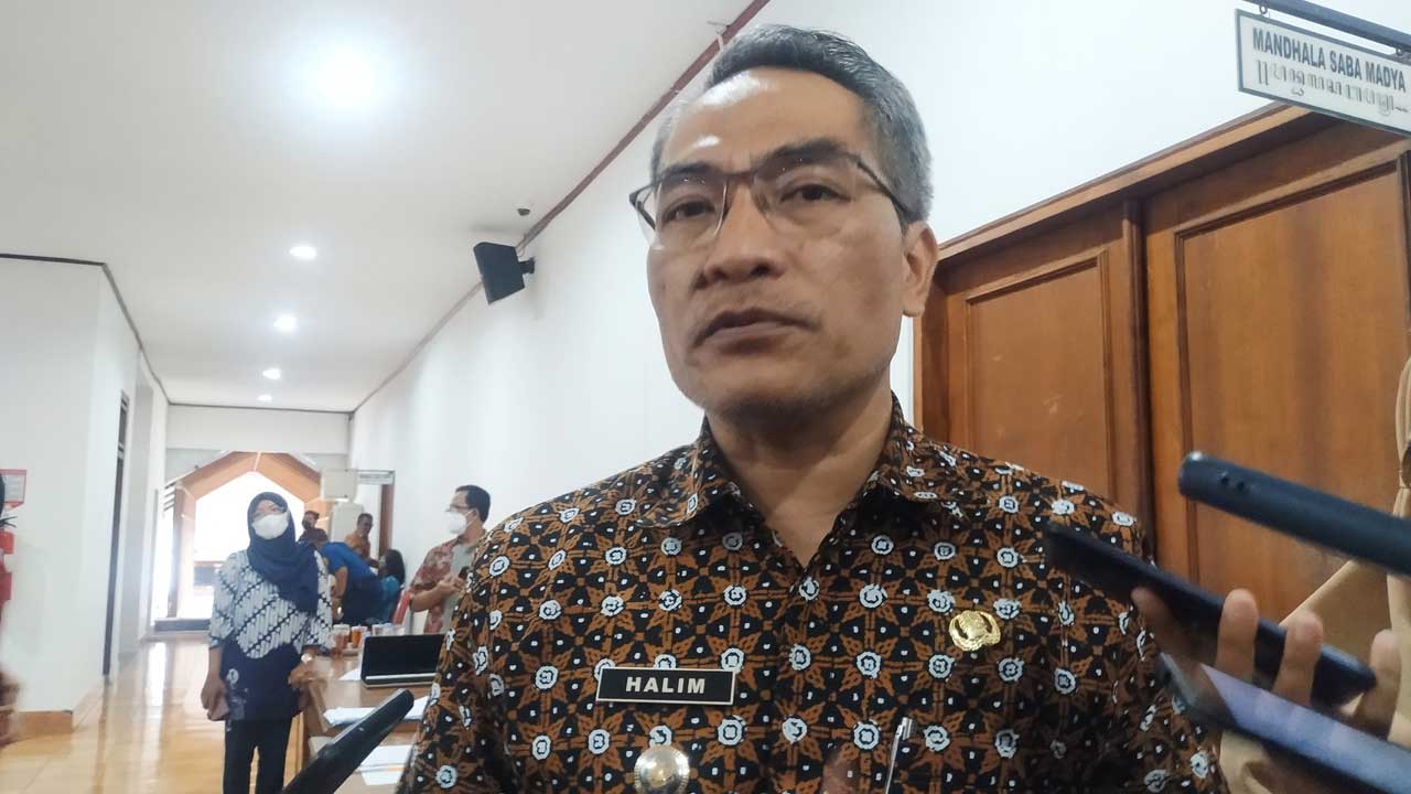 Headshot Bupati Bantul Abdul Halim Muslih.( IWAN NURWANTO/RADAR JOGJA)