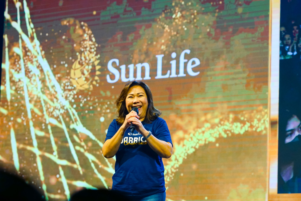 MOTIVATOR : Presiden Direktur Sun Life Indonesia Elin Waty. (ISTIMEWA)