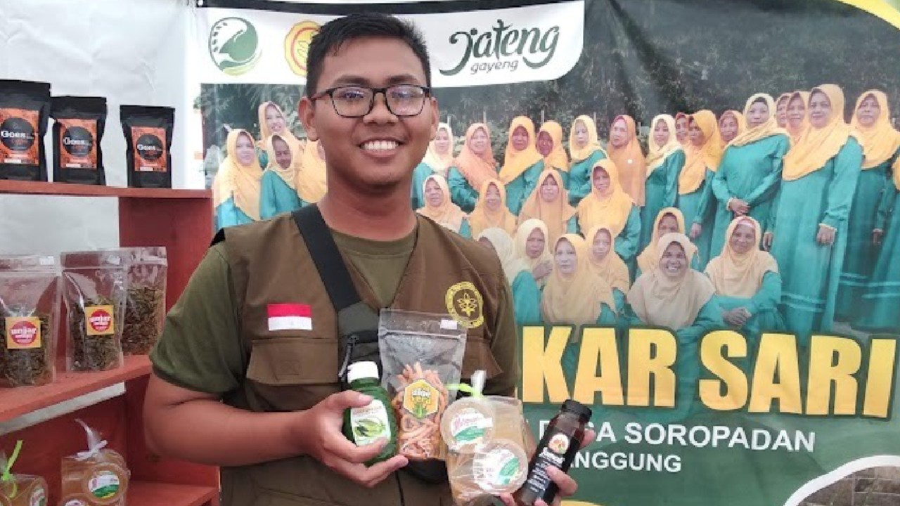 SOCIOAGRIPRENEUR: Mukhamad Bagas Kurniawan pada saat rilis Jamali di Soropadan Agro  Festival, 24 Oktober 2022. (POLBANGTAN YOMA)
