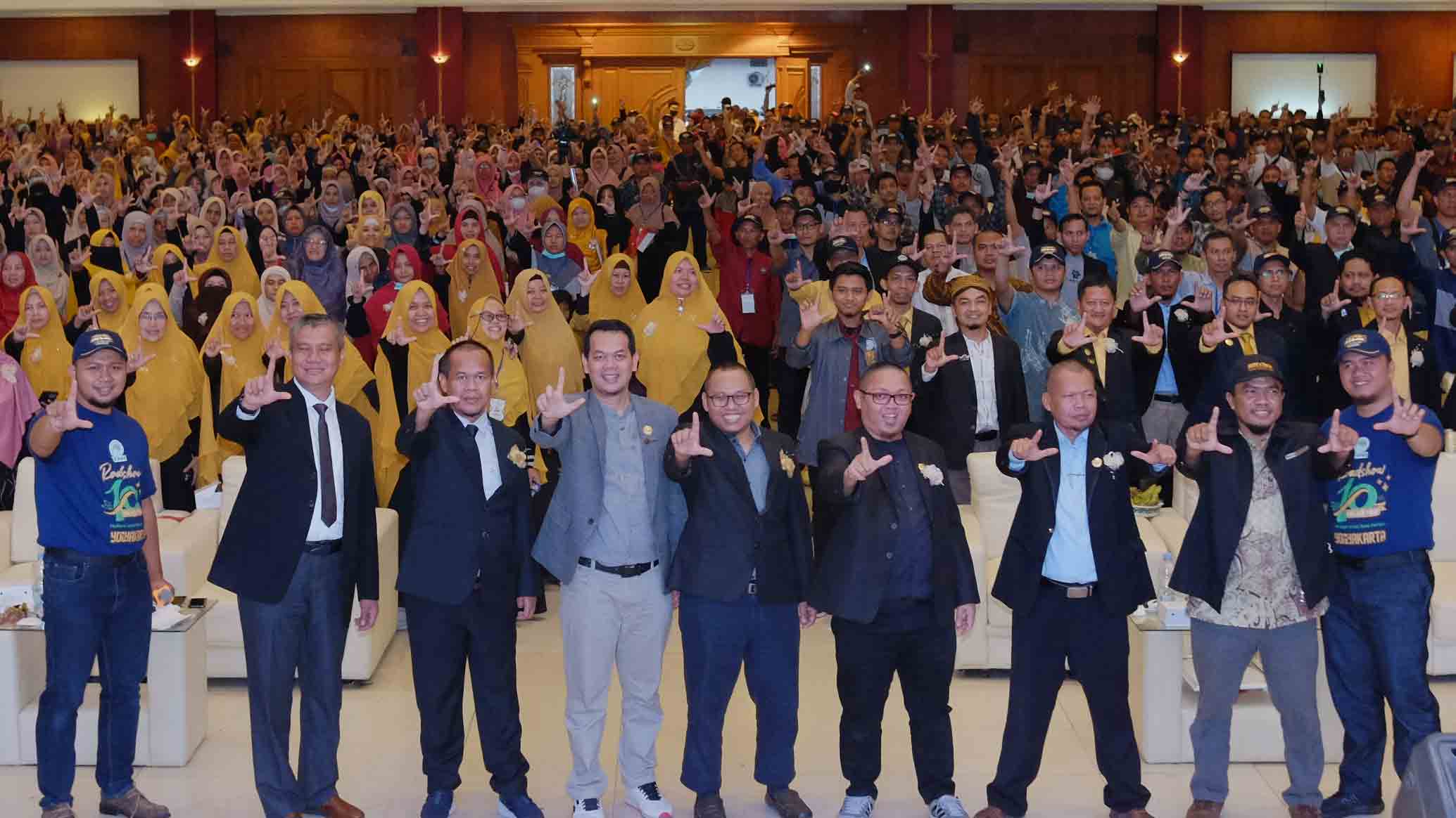 HALAL NETWORK: Road Show 10 tahun Milad HNI. (HNI FOR RADAR JOGJA)
