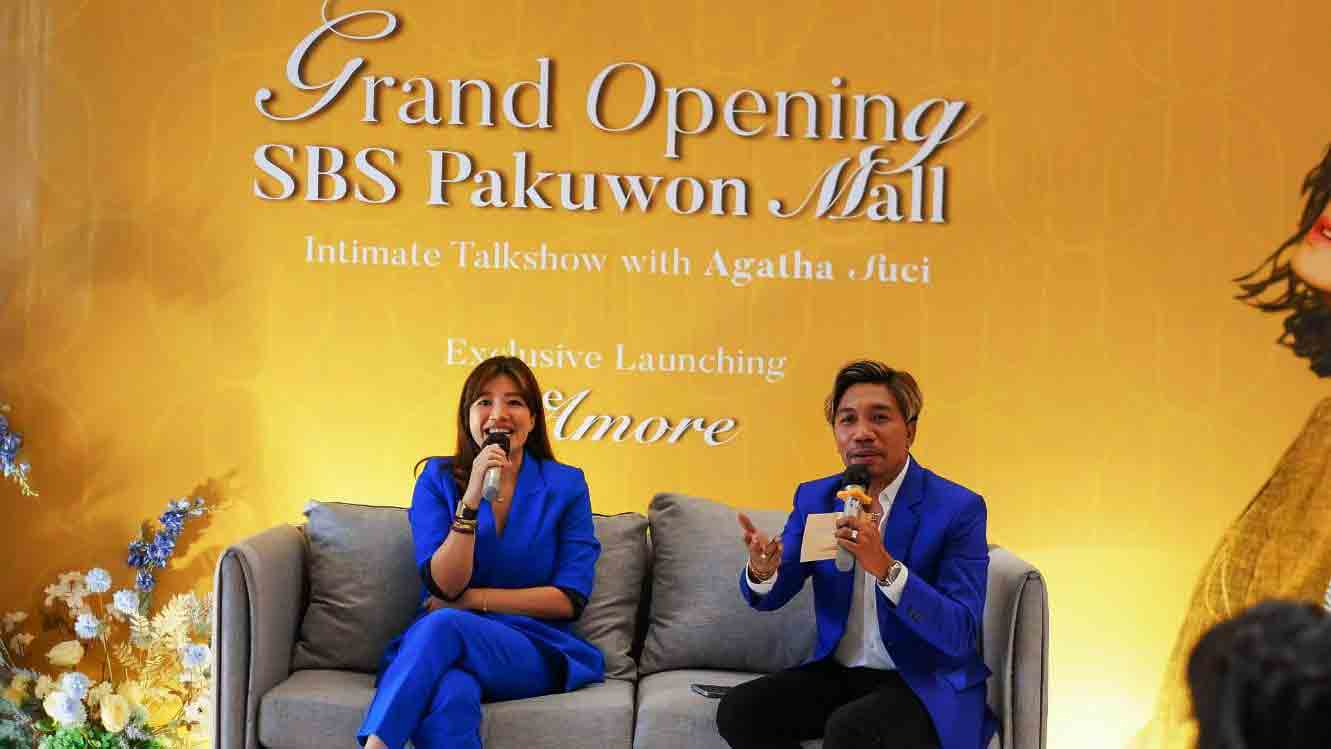 JEWELRY: Influencer ternama tanah air  Agatha Suci hadir sebagai pembicara pada kegiatan Talkshow yang membahas topik seputar perhiasan dan fashion. (SBS FOR RADAR JOGJA)