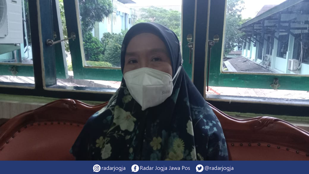 SOSOK : Kabid Pencegahan Pengendalian Penyakit Pengelolaan Data dan Sistem Informasi Dinkes Kota Jogja Lana Unwanah saat diwawancara di Balai Kota Jogja, Kamis (26/1). (ANNISSA KARIN/RADAR JOGJA)