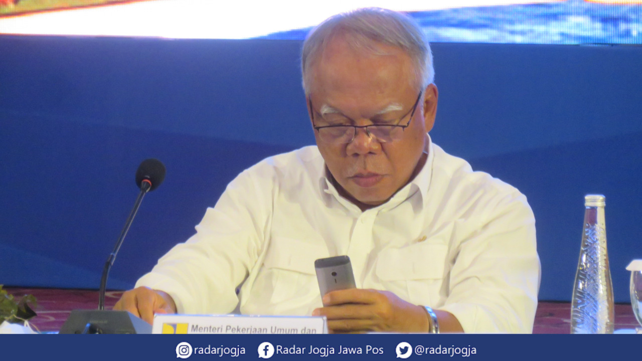 BERSIH : Menteri PUPR Basuki Hadimuljono tak ingin ada bedeng dan warteg di lokasi proyek pembangunan IKN. (DWI AGUS/RADAR JOGJA)