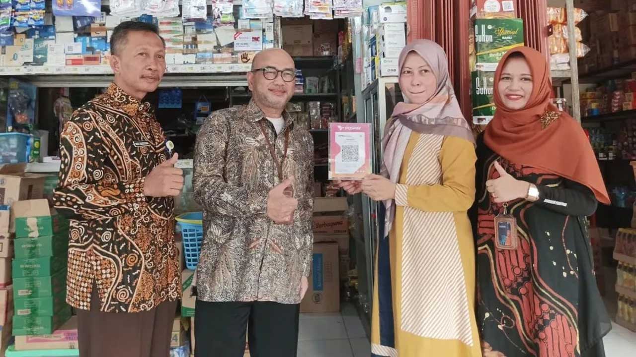 Suasana launching program digitalisasi di Pasar Angkruksari, Kretek, Bantul. Tajuk kegiatan tersebut yakni Satu QRIS Pospay Beragam Manfaat Dalam Transaksi pada (27/1).(DOKUMENTASI KANTOR POS BANTUL)