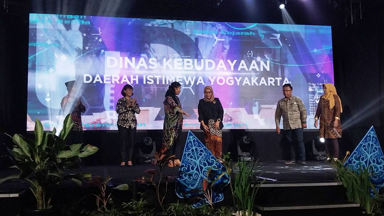 LAUNCHING: Dinas Kebudayaan DIJ meluncurkan lebih dari 100 agenda budaya sepanjang 2023 di Hotel Alana Malioboro Sabtu (25/2). (WULAN YANUARWATI/RADAR JOGJA)