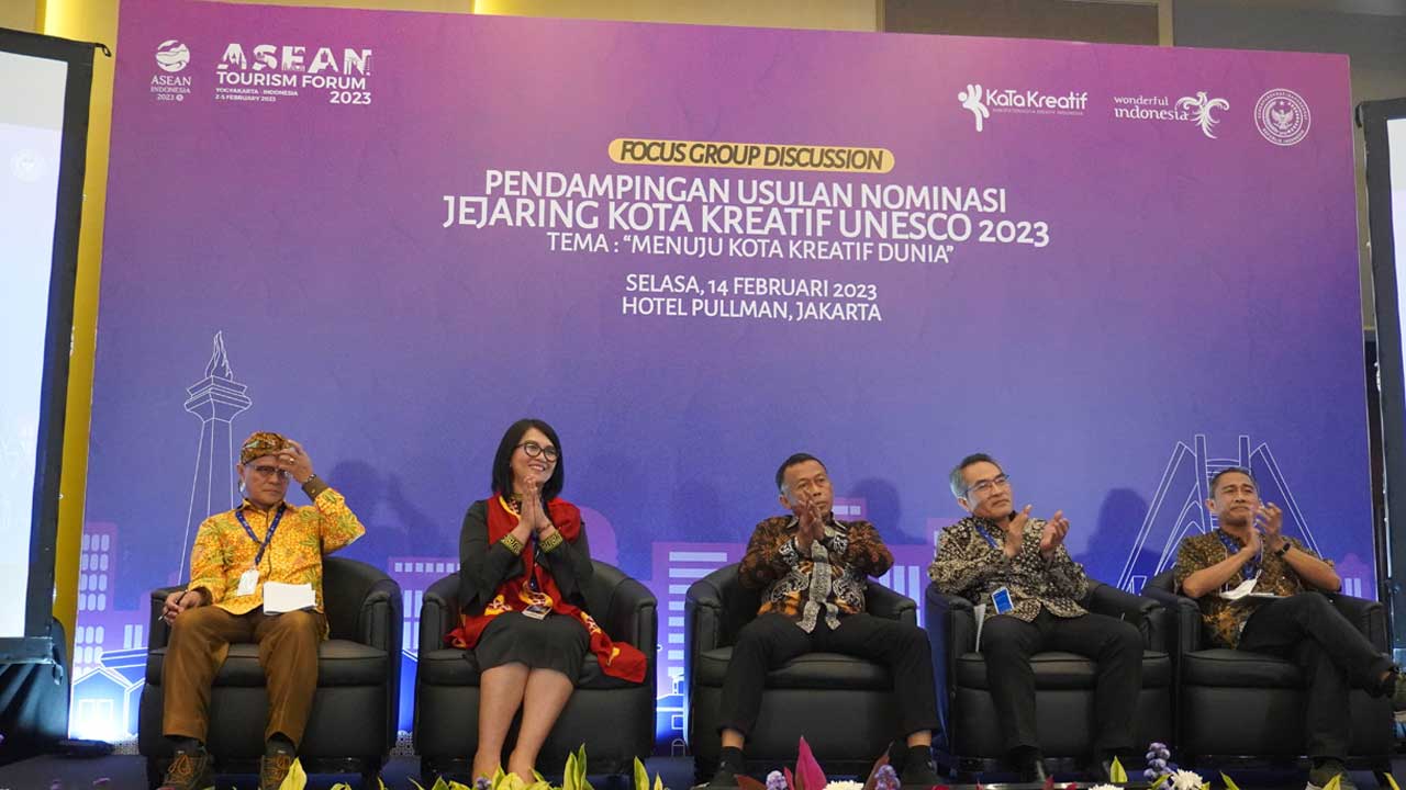 FOKUS: Bupati Bantul Abdul Halim Muslih saat menghadiri Forum Group Discussion Pendampingan Usulan Nominasi Jejaring Kota Kreatif UNESCO 2023 di Jakarta Selasa (14/2).(DOKUMENTASI HUMAS PEMKAB BANTUL)