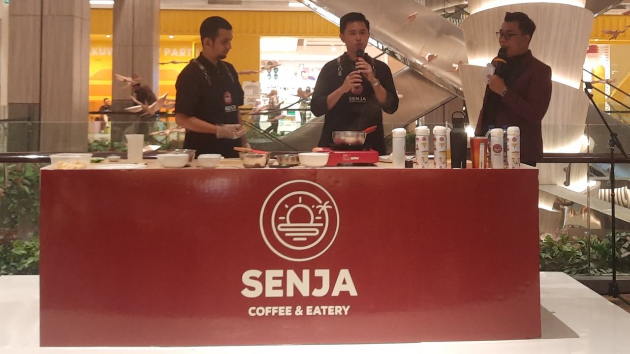 PERDANA : Senja Coffee and Eatery membuka cabang keempatnya di Pakuwon Mall Jogjakarta, Sabtu (15/4). (RENI PUTRI NURHIDAYATI for RADAR JOGJA)