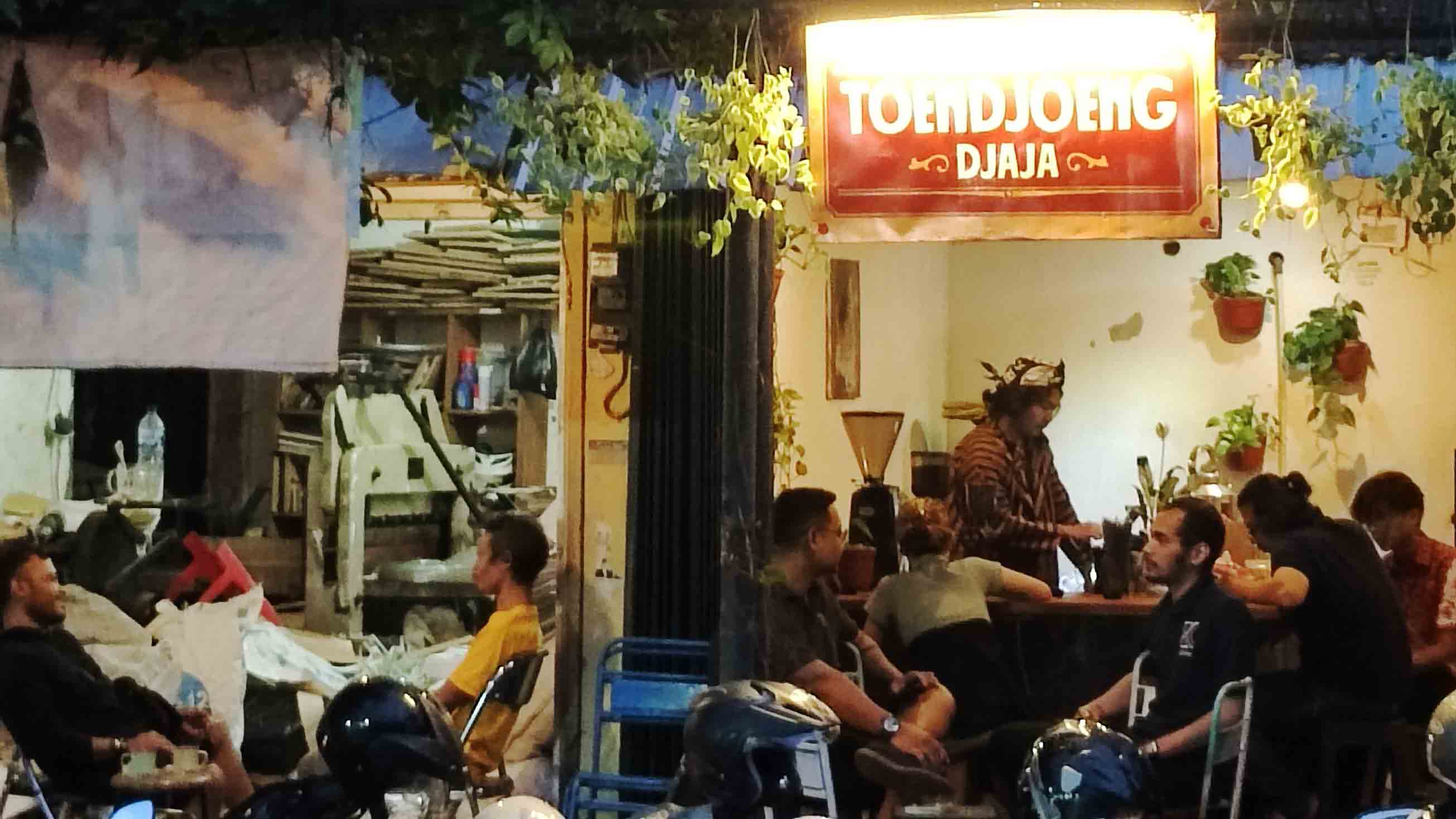 VINTAGE: Kedai kopi Toendjoeng Djaja menghadirkan kedai kopi dengan konsep tempo dulu. (TJOENDJOENG DJAJA FOR RADAR JOGJA)