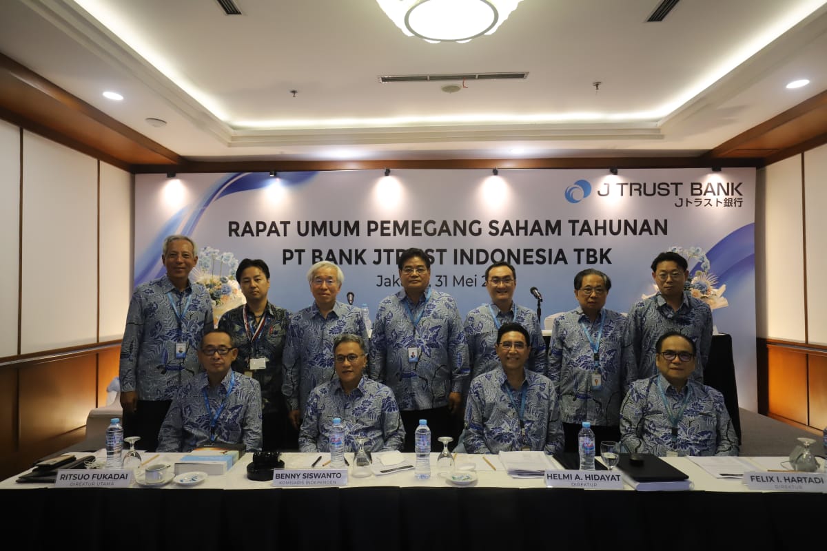 RUPS : PT Bank JTrust Indonesia Tbk (J Trust Bank/Perseroan) menggelar Rapat Umum Pemegang Saham Tahunan. (J TRUST BANK for RADAR JOGJA)