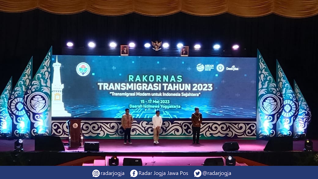 NASIONAL : Gelaran Rakornas Transmigrasi 2023 di Grha Saba Pramana UGM, Selasa (16/5). (ANNISSA KARIN/RADAR JOGJA)