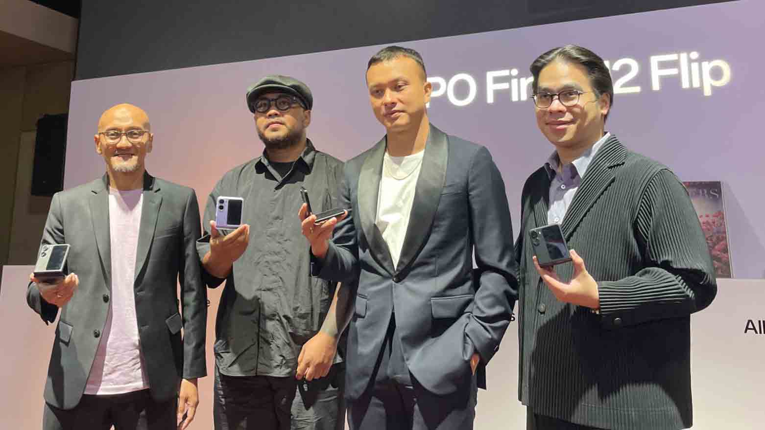 CANGGIH: OPPO Find N2 Flip merupakan hp lipat pertama OPPO di Indonesia sekaligus merupakan smartphoneflagship pertama yang diproduksi di pabrik OPPO dalam negeri. (OPPO FOR RADAR JOGJA)