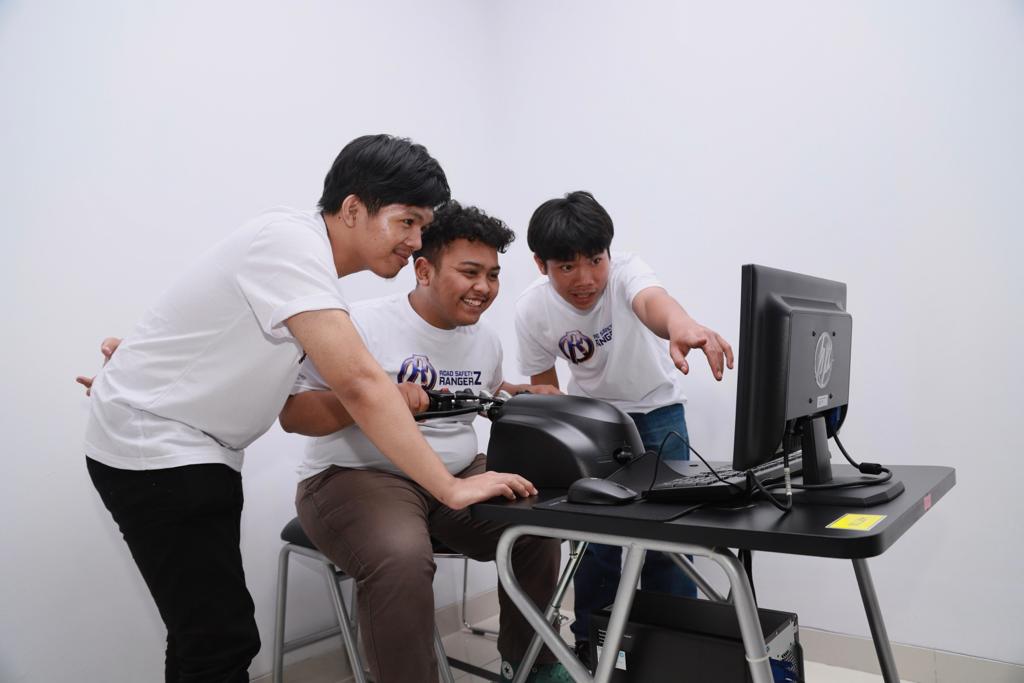 SAFETY RIDING: PT Astra Honda Motor (AHM) menandatangani perjanjian kerja sama (MoU) dengan PT Jasa Raharja untuk bersinergi mengembangkan program keselamatan berkendara di Tanah Air. (HONDA FOR RADAR JOGJA)