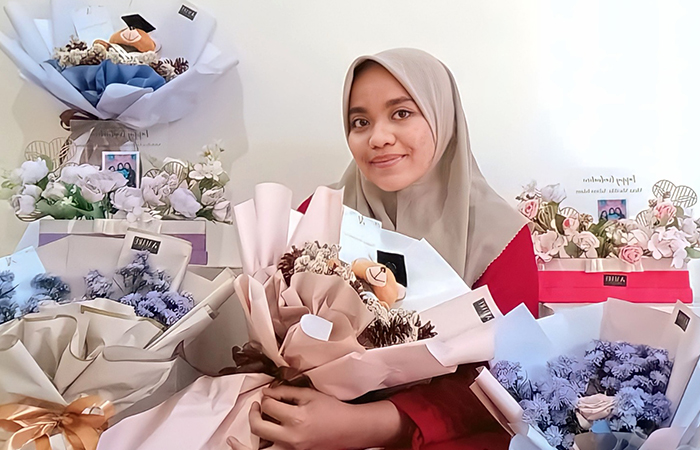 KREATIF: Bucket menjadi alternatif hadiah unik  untuk orang terkasih