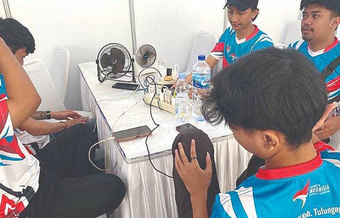 Tim Mobile Legends ESI Tulungagung saat mengikuti Kejurprov Esport Jatim yang dilaksanakan di Kota Blitar pada 18-21 Juni 2023 lalu.
