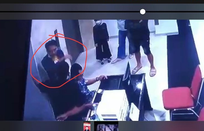 Tangkapan layar video viral Oknum Anggota DPRD Tulungagung vs Satpam RSUD dr Iskak yang viral di social media