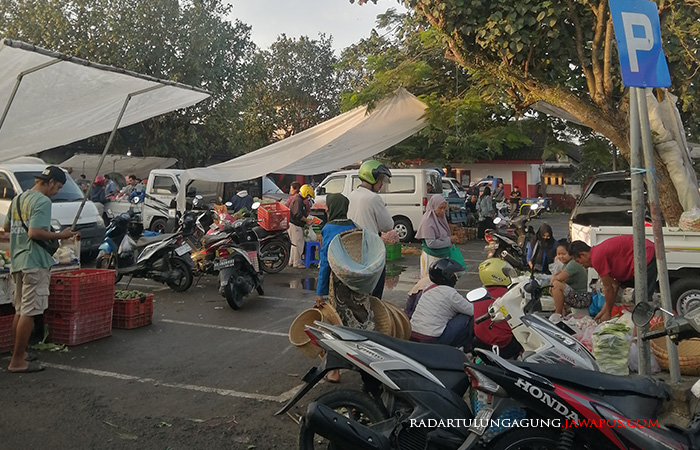 Optimis: Pasar Wlingi ramai aktivitas menjadi retribusi pasar terbesar penyumbang PAD Kabupaten Blitar.