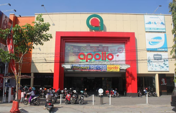 APOLLO MALL : Apollo Suppermall merupakan supermarket yang menyediakan kebutuhan pokok dan fashion.
