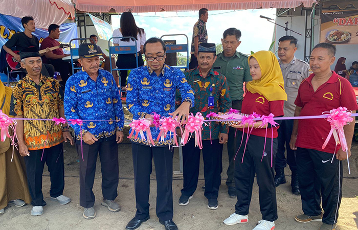MERIAH: Peresmian BUMDesa Prima Karya di Desa Ngujang, Kecamatan Kedungwaru, Senin (17/7).