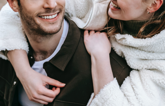 Ilustrasi Physical Touch