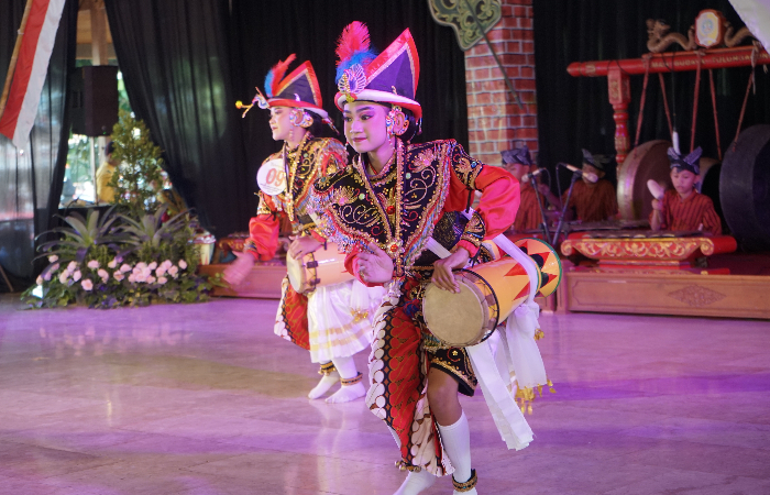 Reog Kendang adalah salah satu kesenian khas Tulungagung