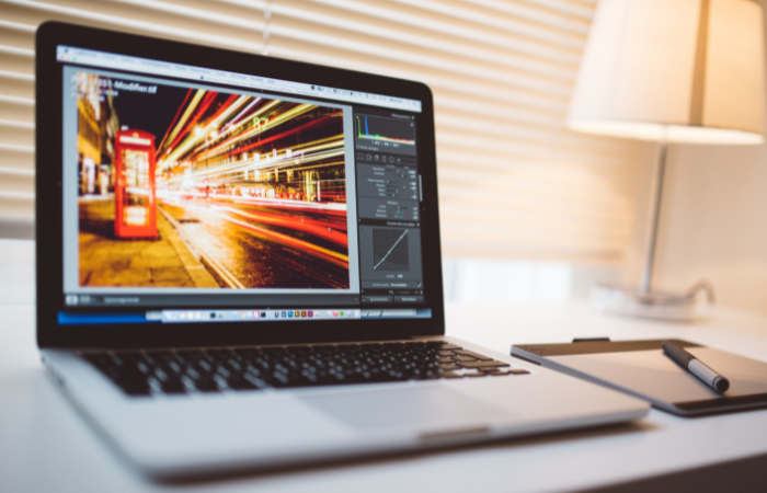 ILUSTRASI EDIT FOTO: Berbagai macam edit foto, salah satunya Aplikasi Lightroom.
