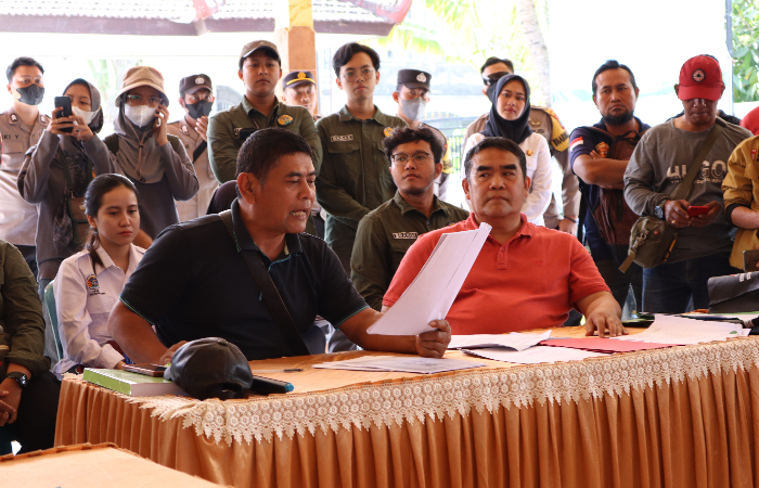BELA HAK: Eksekusi tanah waris oleh Pengadilan Agama Tulungagung mendapatkan perlawanan sengit. Salah satu perwakilan ahli waris, Maizir Muqtafi, membeberkan kejanggalan putusan pengadilan.