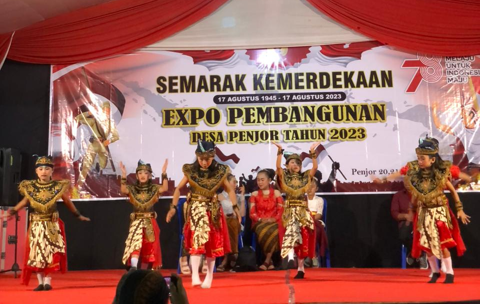Expo Pembangunan Desa Penjor tampilkan beragam kesenian