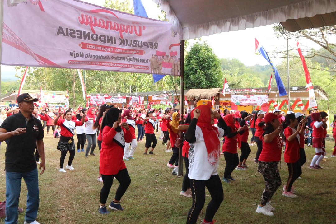 Kegiatan senam bareng warga Desa Kedungcangkring