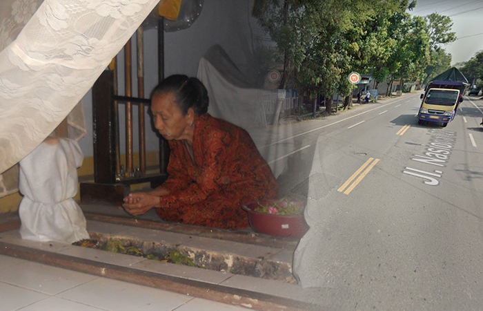 Makam RM Jayeng Kusuma di Desa Demuk, Kecamatan Pucanglaban. RM Jayeng Kusuma merupakan tokoh masyhur di era kolonial Belanda, hingga namanya dipakai untuk nama jalan raya di Tulungagung.