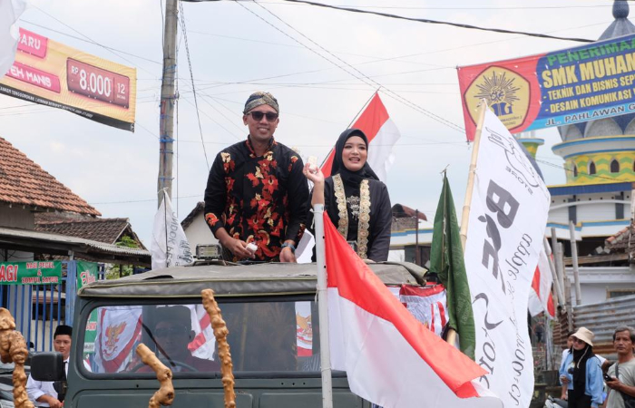 Masyarakat Kelurahan Sembung begitu antusias dan kompak mengikuti pawai Agustusan
