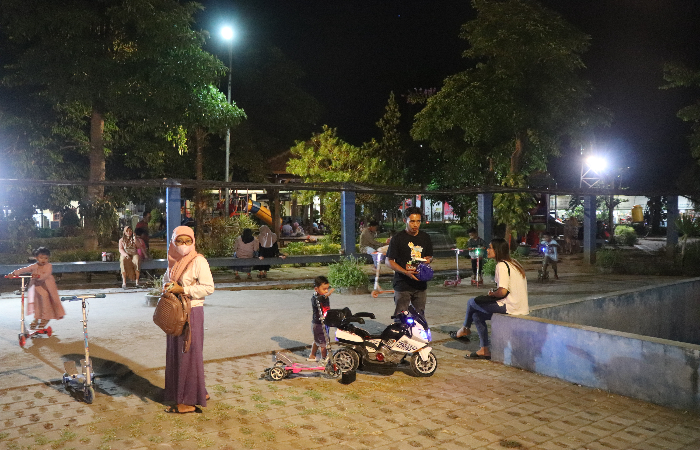 PERLU PERAWATAN: Tampak suasana Taman Ketandan di Desa/Kecamatan Kauman, Kabupaten Tulungagung.