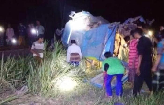 NAHAS: Kecelakaan kereta api terjadi di Dusun Prayuana, Desa Ranupakis Kecamatan Klakah, Kabupaten Lumajang, Jawa Timur, Minggu (19/11/2023) malam.