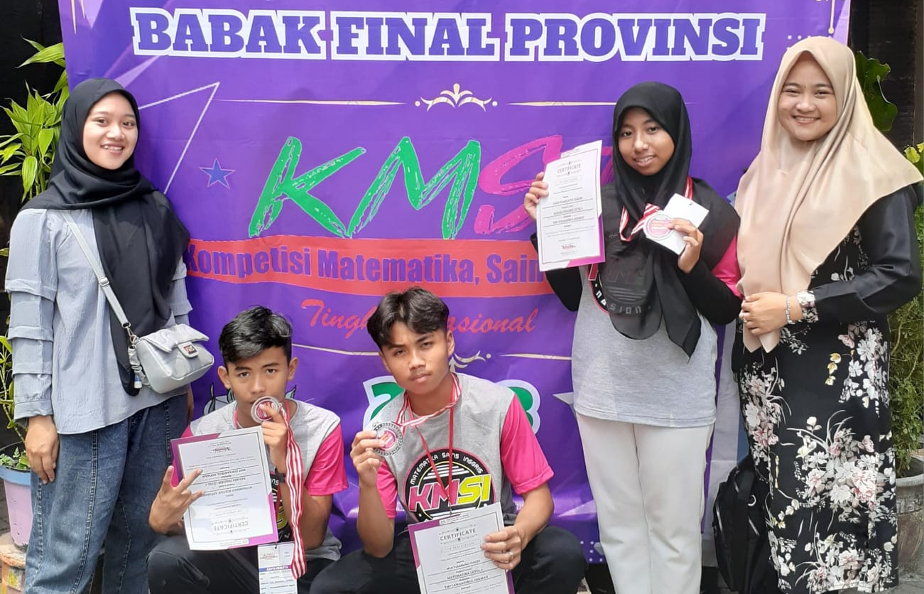 MEMBANGGAKAN: Momen SMP JH penuh prestasi, menjadi SMP unggulan di Kota Marmer.
