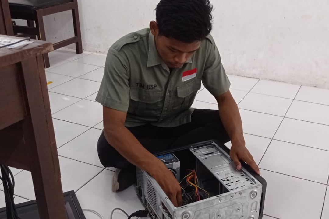 Tkj menjadi salah satu Keahlian Kompetensi yang ada di SMKN 1 Bandung.