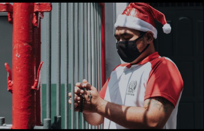 Kementerian Hukum dan HAM RI memberikan remisi kepada narapidana saat Hari Raya Natal.