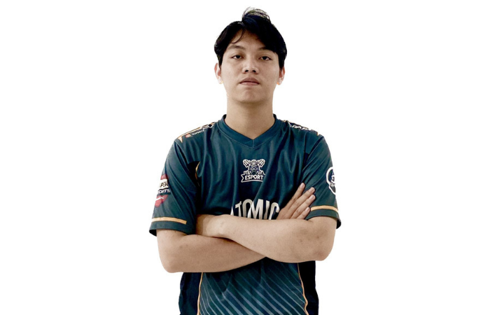 Sulthon Auliyana, atlet e-Sports FIFA dan eFootball asal Tulungagung.
