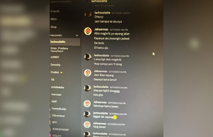 Potrait pesan perselingkuhan melalui aplikasi discord yang di unggah melalui akun Instagram @iranndha