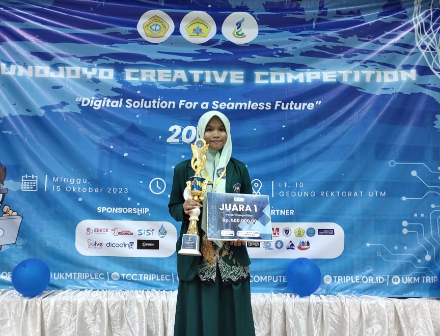 KREATIF: Afifah Farha dari kelas A 22 J meraih juara 1 Poster Competition di Trunojoyo Creative Competition 2023.