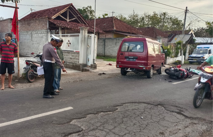 TKP kecelakaan yang mengakibatkan warga Kalidawir Tulungagung meninggal dunia.
