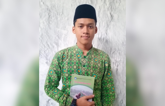 Rifaldi Gunawan, pemuda teladan yang mewakili Kabupaten Tulungagung dalam ajang Olimpiade Biologi di Provinsi Jawa Timur.