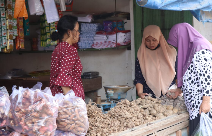 Sejauh ini, masih 12 pasar di Tulungagung yang telah menggunakan metode e-Retribusi di Kabupaten Tulungagung.