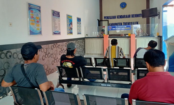 SEPI: Loket UPT Pengujian Kendaraan Bermotor masih belum ramai didatangi  masyarakat yang akan mengujikan kendaraannya