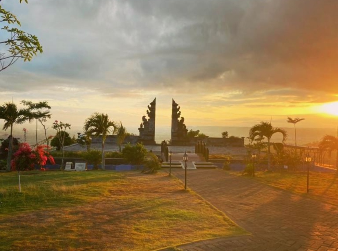 Puncak Jowin, salah satu wisata Tulungagung yang wajib dikunjungi